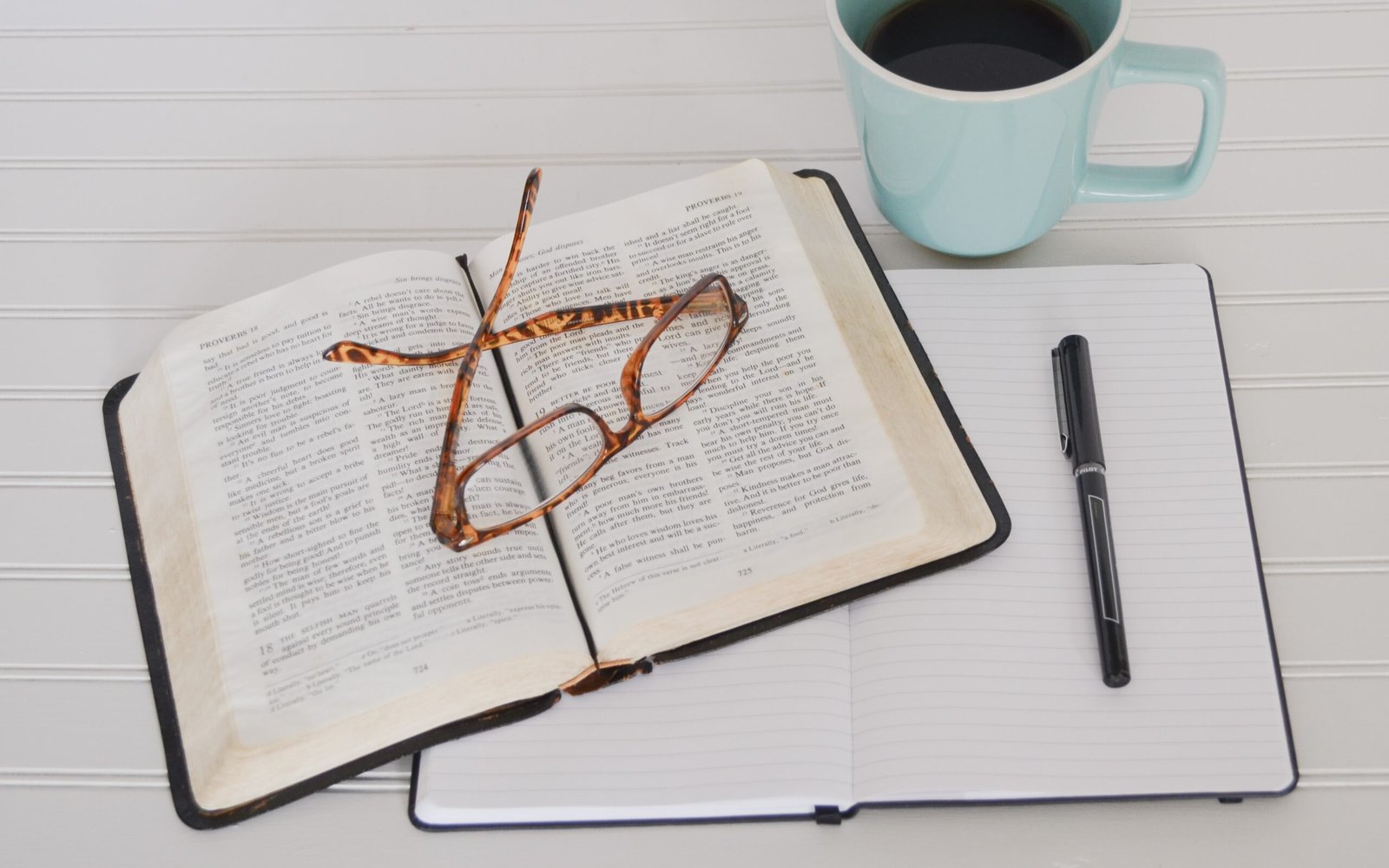 Productivity Hacks for Studying: Maximizing Your Study Sessions